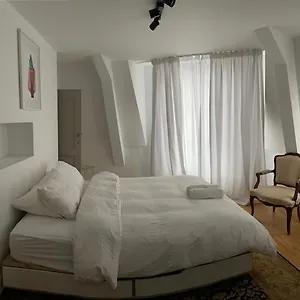 Duplex Dernier Etage Avec Terasse A Deux Pas De La Grand Place Apartment