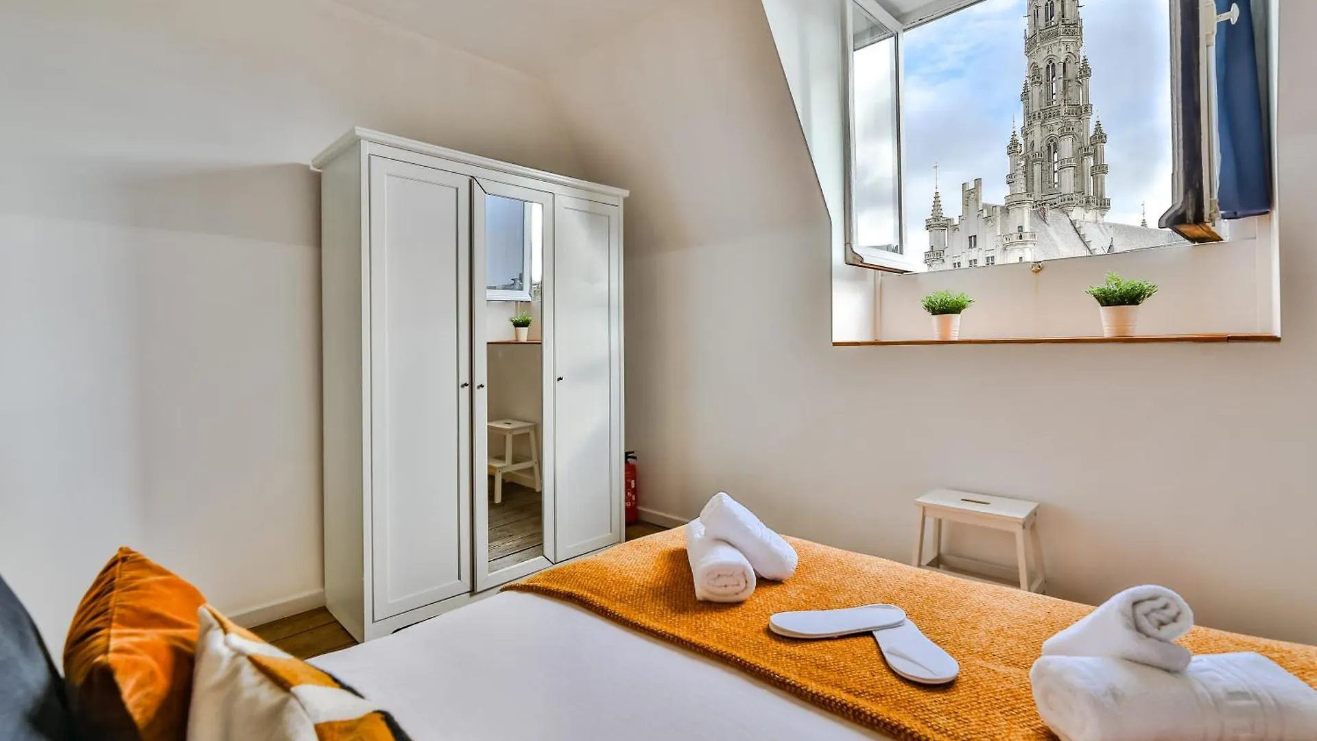 Exclusive 2Br With Unesco Views Brussels