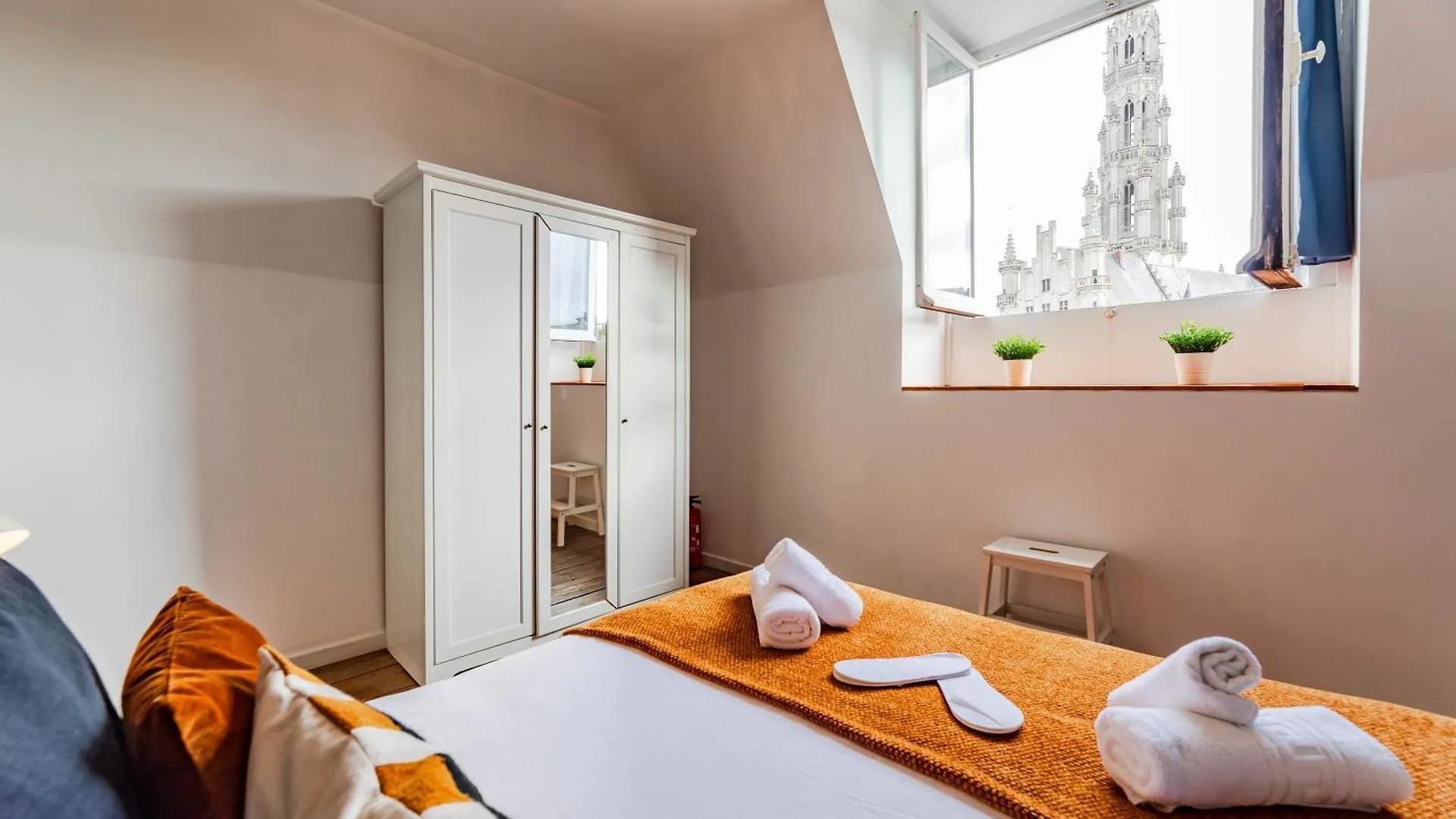 Apartment Exclusive 2Br With Unesco Views Brussels